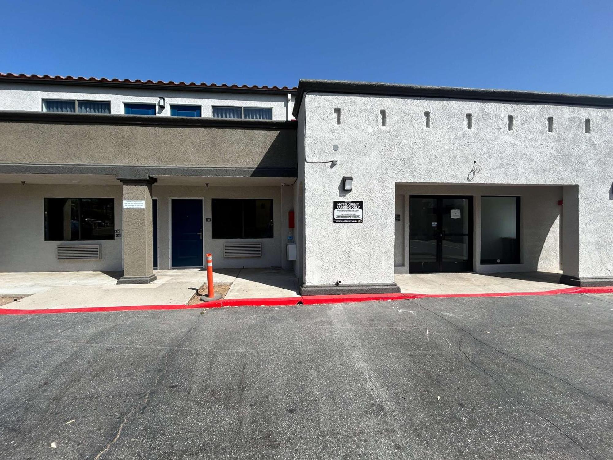 Motel 6 Lake Elsinore, Ca エクステリア 写真